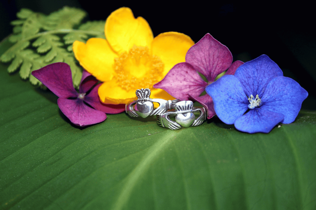 The Meaning of a Claddagh Ring and How to Wear It