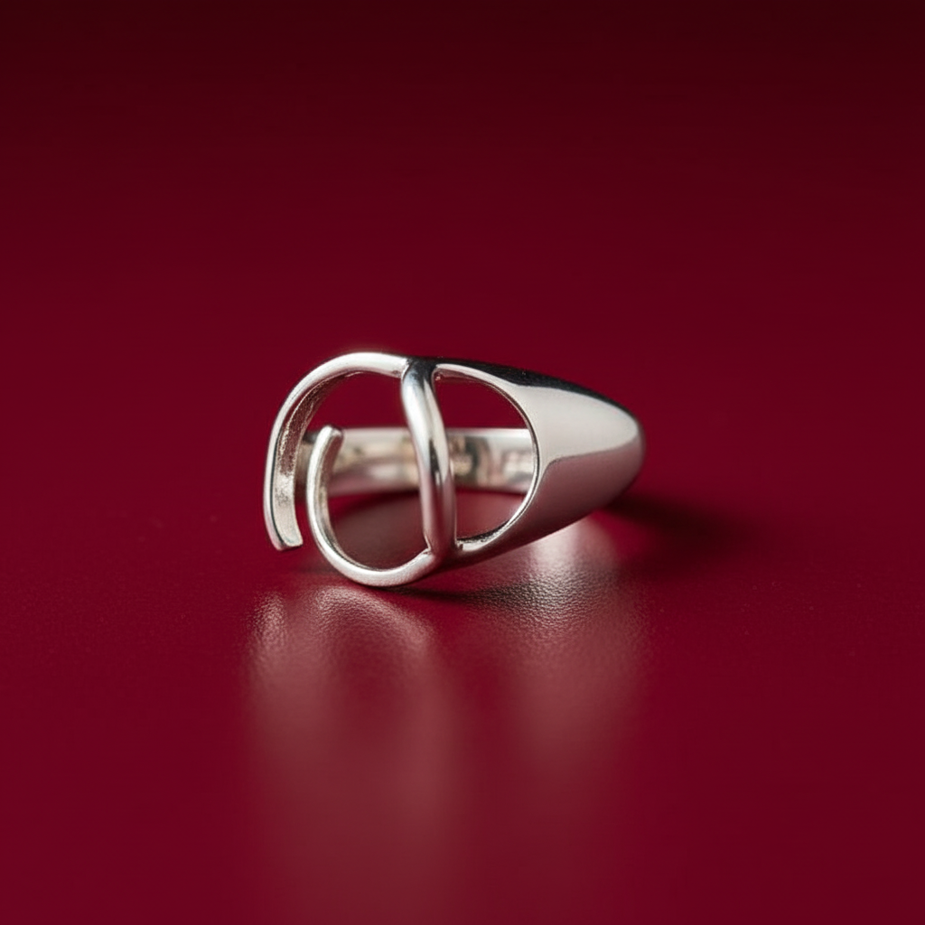 OvalNailRingII ruby red