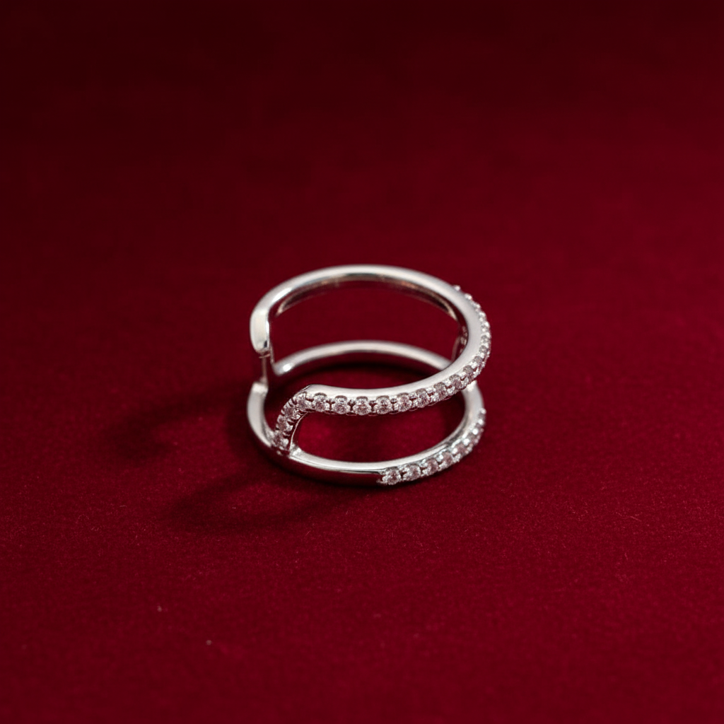 U-ShapedNailRingIII ruby red